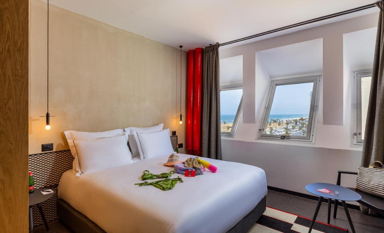 Brown Brut Seafront Hotel, A Member Of Brown Hotels เทลอาวีฟ ภายนอก รูปภาพ
