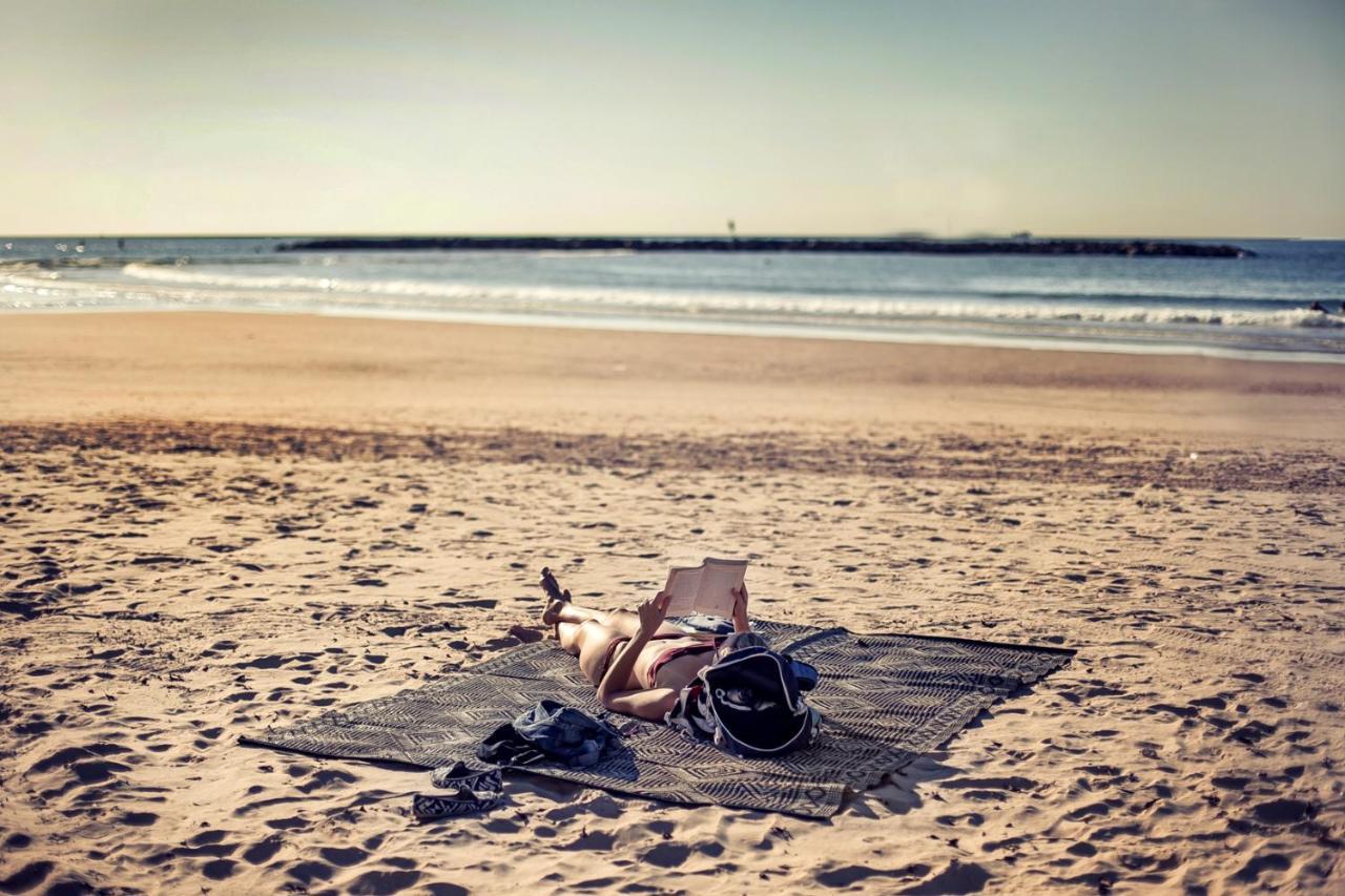Brown Brut Seafront Hotel, A Member Of Brown Hotels เทลอาวีฟ ภายนอก รูปภาพ